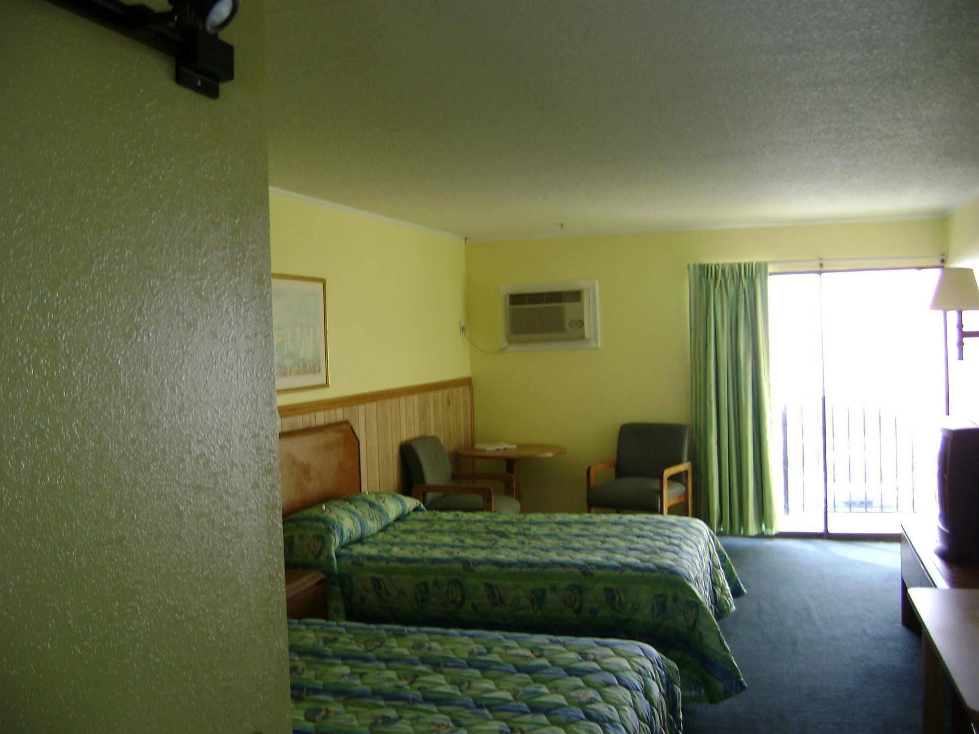 Sea Hawk Oceanfront Motel Myrtle Beach Exterior foto